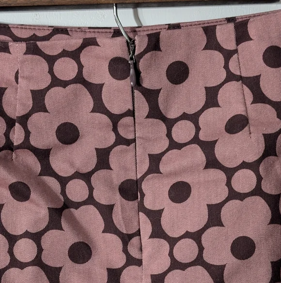 Urban Outfitters Pink Retro Floral Mini Skirt XS Y2K Mod Daisy A-Line - Picture 5 of 8